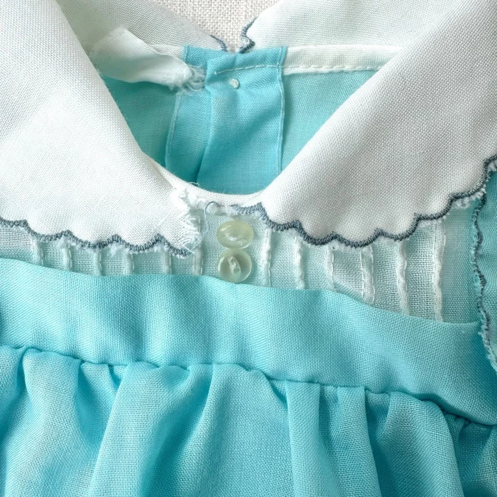 Vintage 1950s Doll Dress Blue Embroidered Floral Scalloped Puff Sleeve 8-10 inch